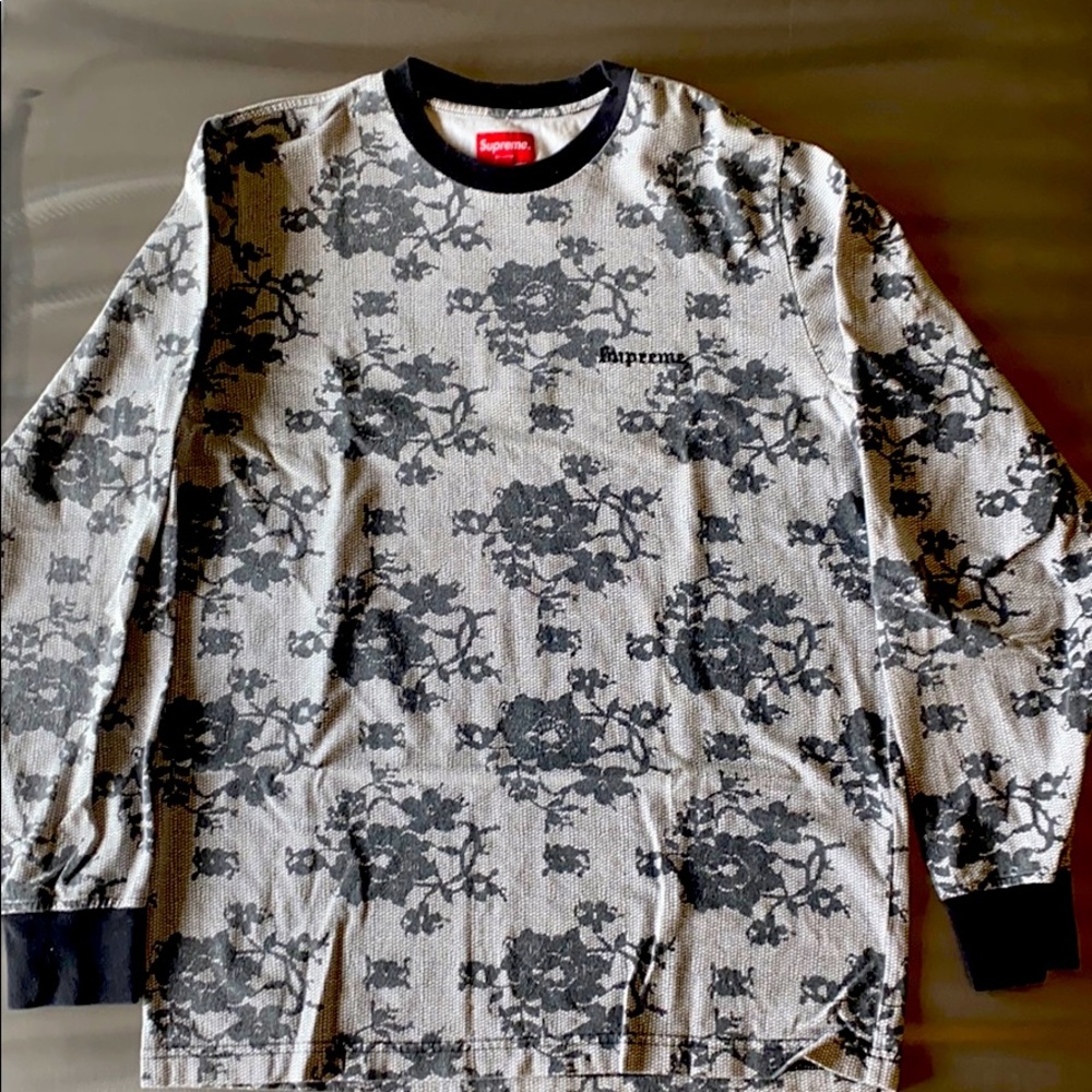 Supreme T-Shirt